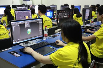 记者探秘世界技能大赛在鄂集训基地 每日百斤牛里脊锤炼烹饪精英，数字技术赋能内容制作